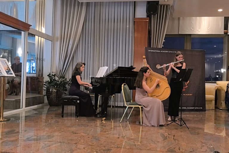 Videoframe_20250713_204517_com.huawei.himovie.overseas