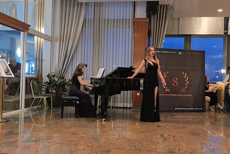 Videoframe_20250713_204950_com.huawei.himovie.overseas